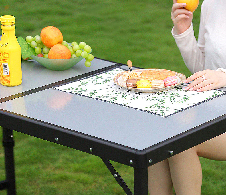 户外折叠桌_12.jpg
