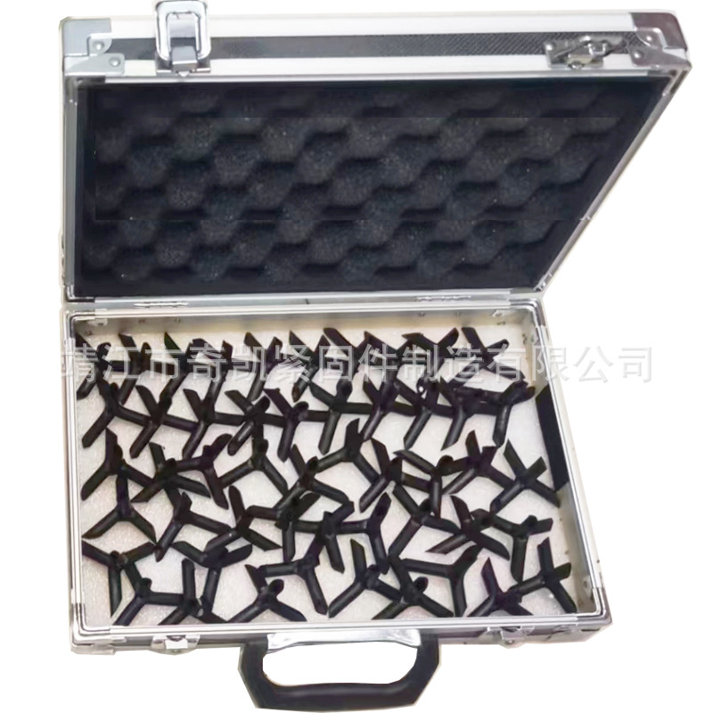 car blocking spikes3三角路障.jpg