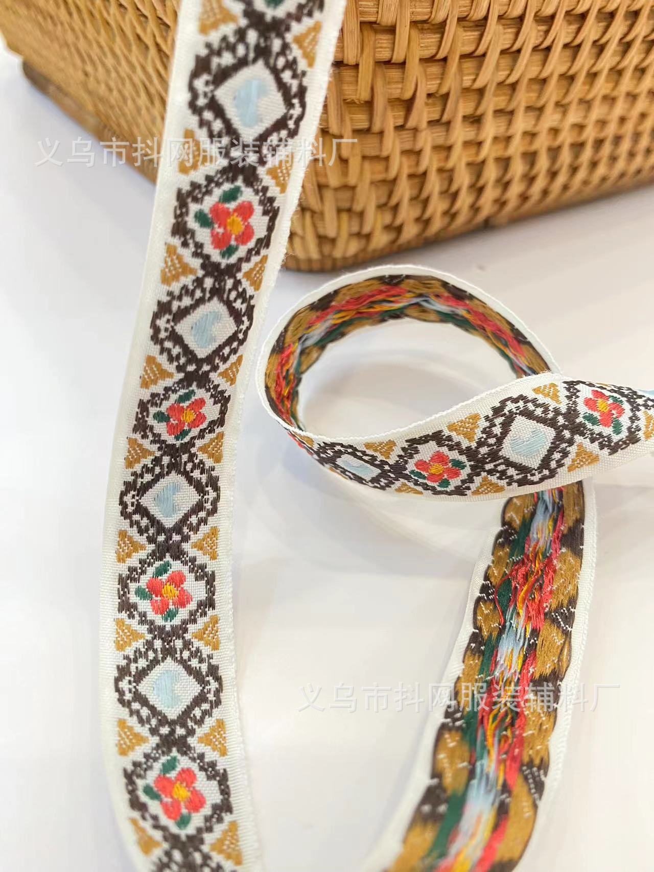多款民族风提花刺绣织带