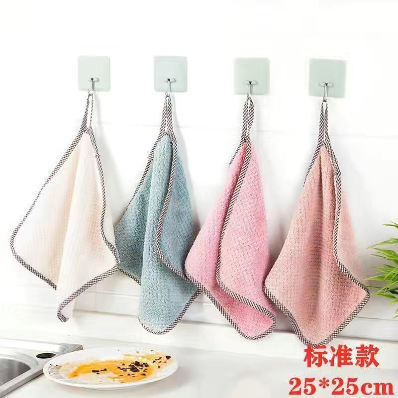 5CE77BC9B9E3FC17A8218DF6AACA95