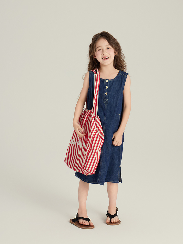 250430yiyijia156862 whitecube.