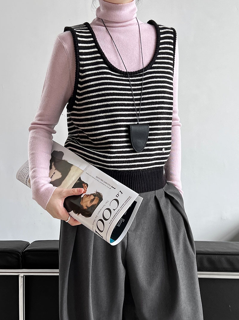 C54EB68E-1508-4E19-8337-765EF5