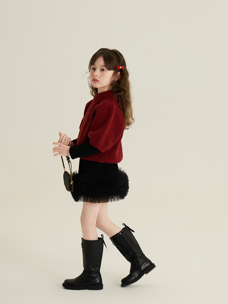 241213yiyijia78088.jpg