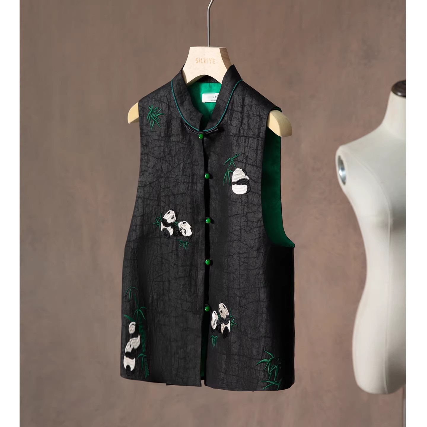 O1CN01mLSMDV29XK8w94buM_!!2067