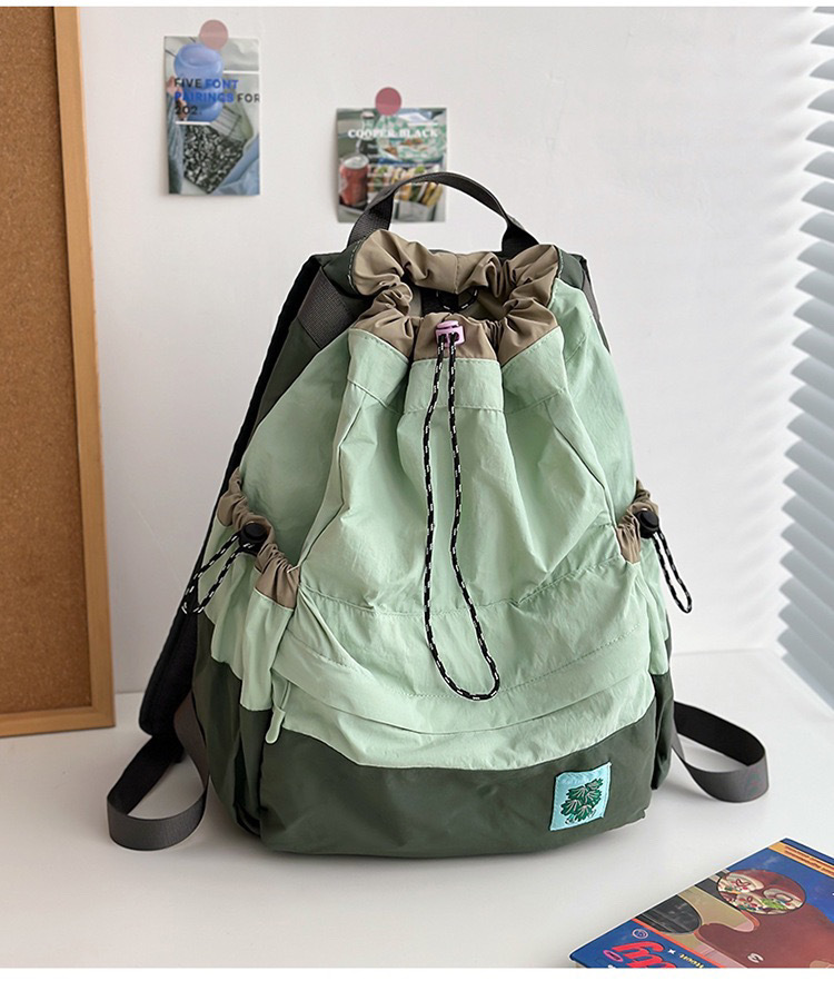 21194598-abeb-4039-9653-6513516c8309.jpe