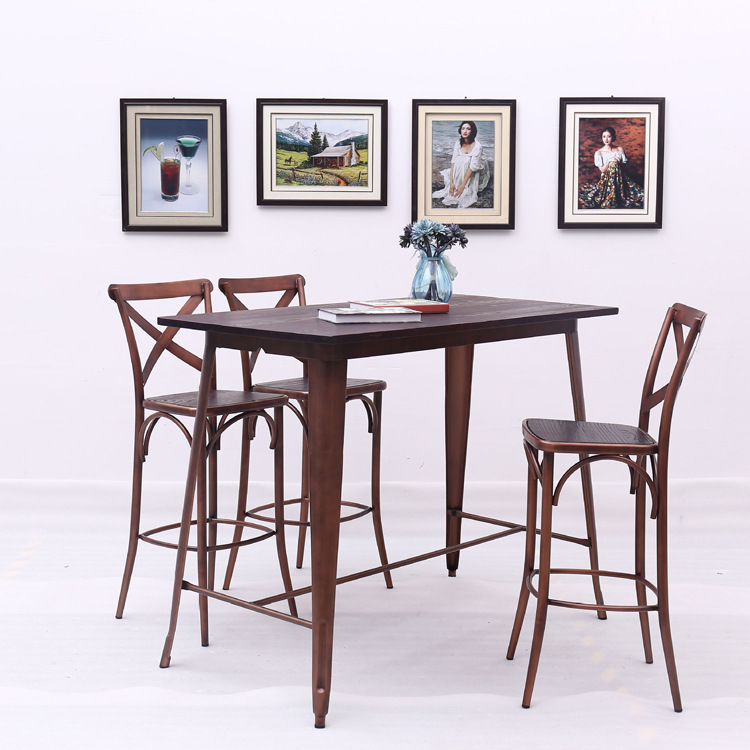 13207390312_1980218753