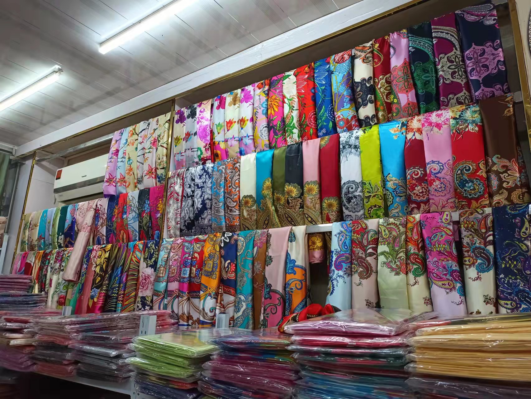 748b346744e599cd16aa778f1cbf2a