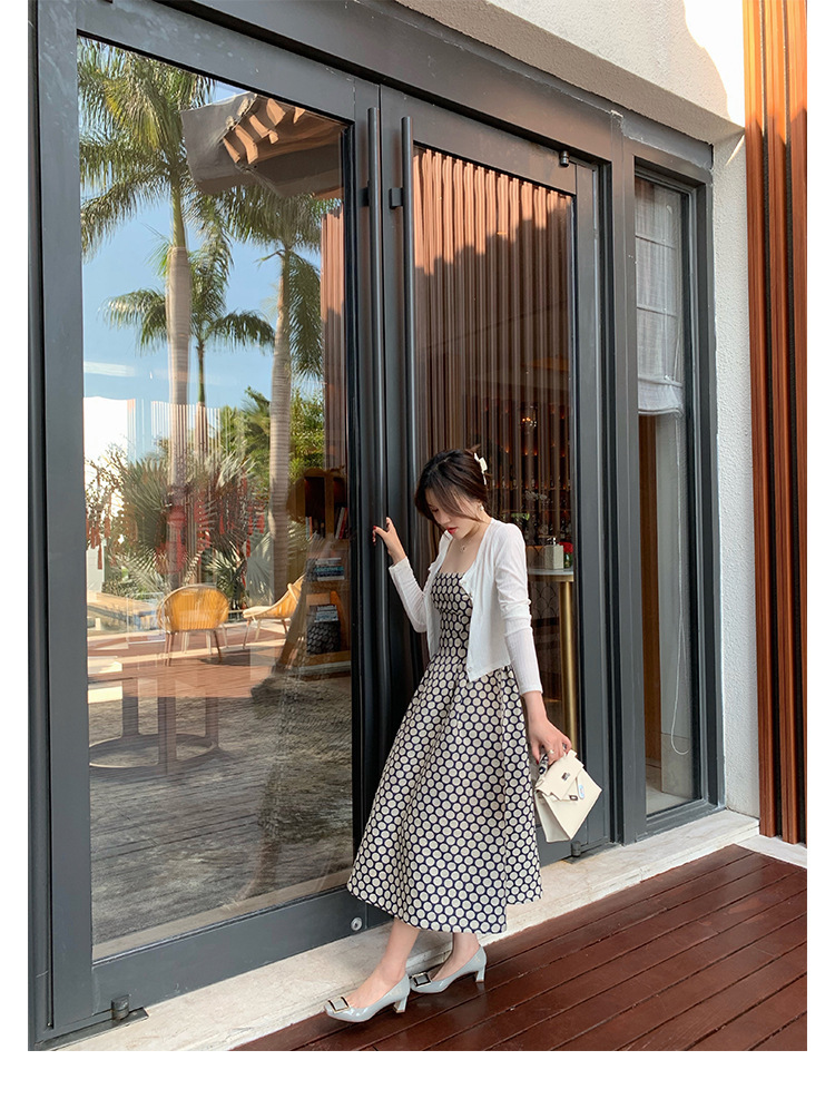 葡萄妈studiolee 经典方扣小方头浅口高跟鞋