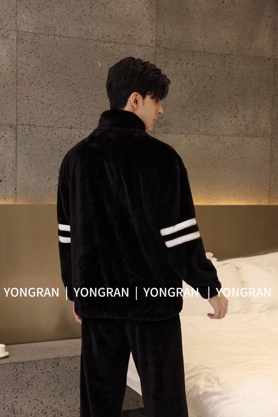 mmexport1698469446855