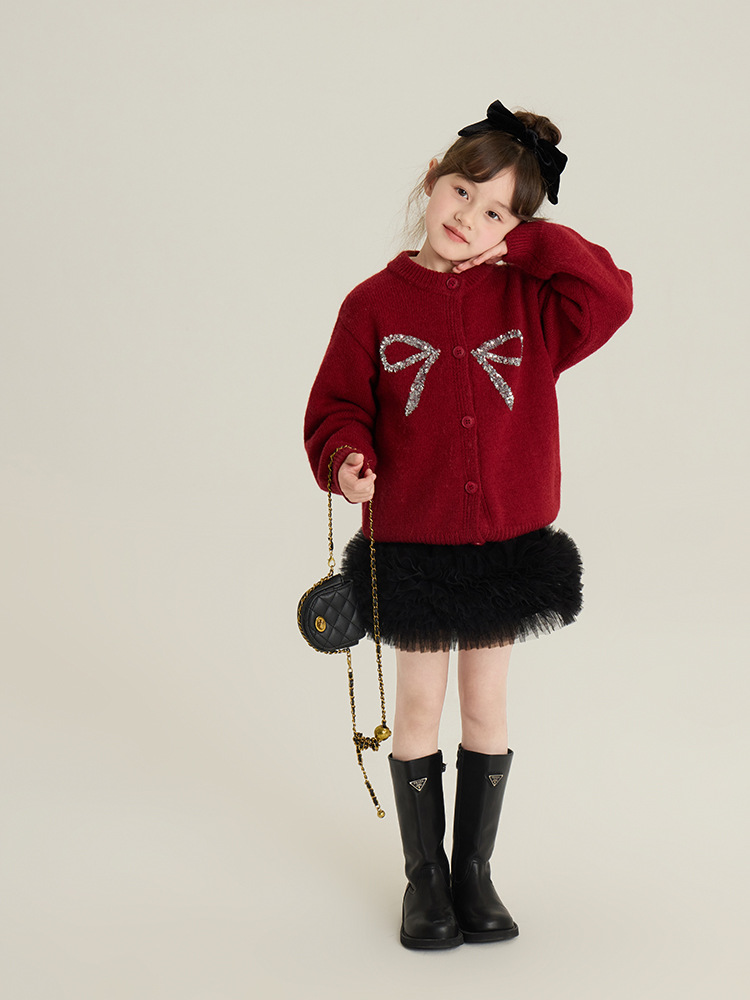 241213yiyijia82067.jpg