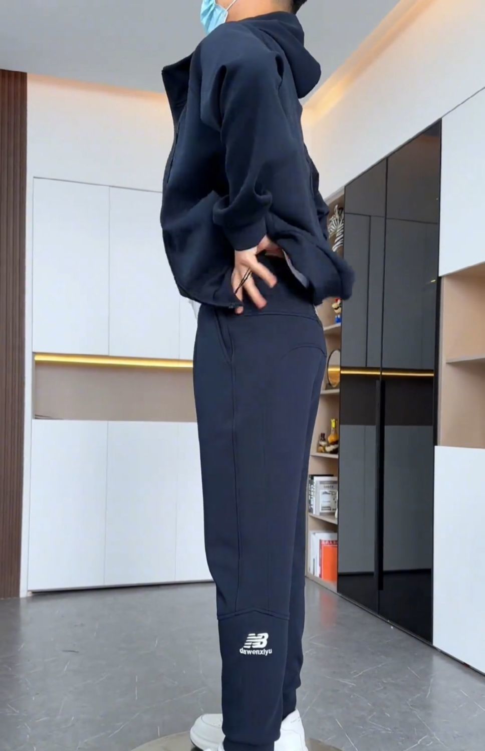 4f5a712a-6115-4241-9889-74c55ff23c08.jpe