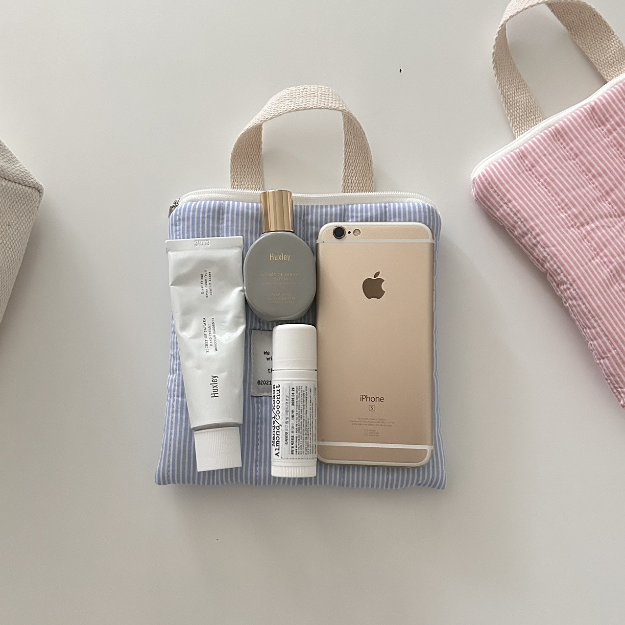 C8919AFB-2FFD-4908-9830-30DC23