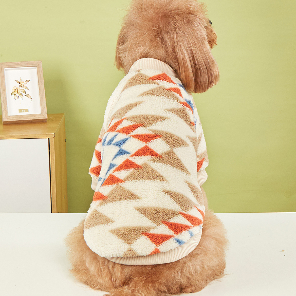 民族风图腾元素宠物衣服 欧康宠物用品有限公司