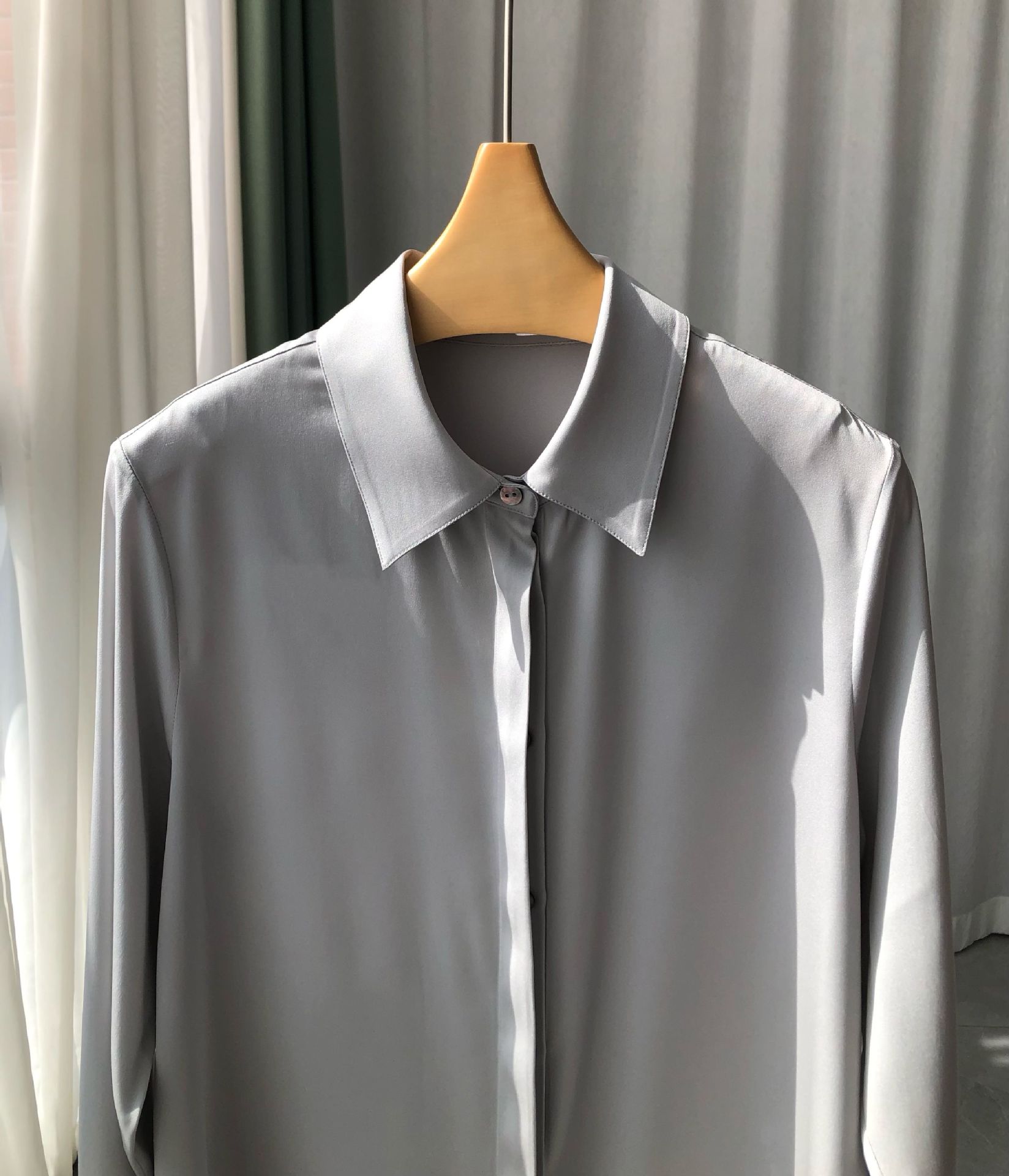 TH通勤尖领真丝衬衫 (15).jpg