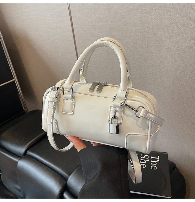 fc666b2c-b3b4-45c2-8d3a-2a46f75f60a8.jpe