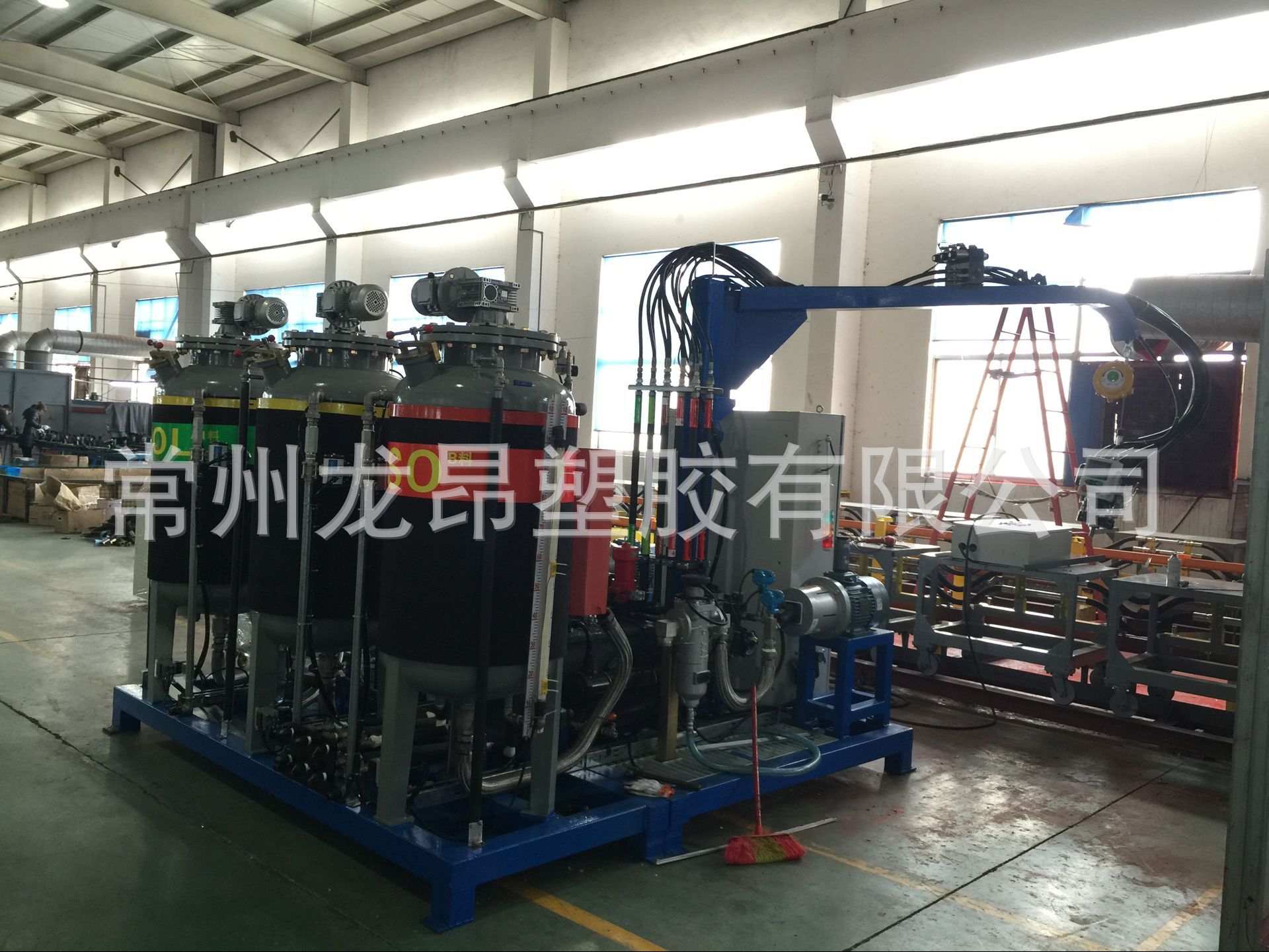 2ED5278B99742951B40B45DCA3ED53