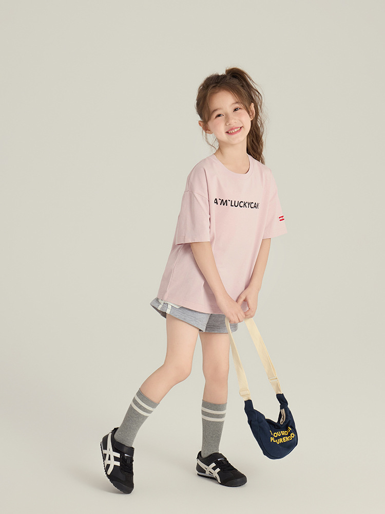 240501 yiyijia164984 whitecube