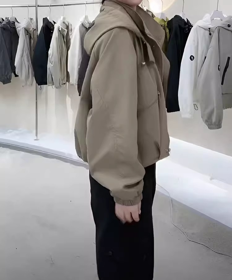 037c2ab1-a3bd-43ab-a677-37554b787f64.jpe