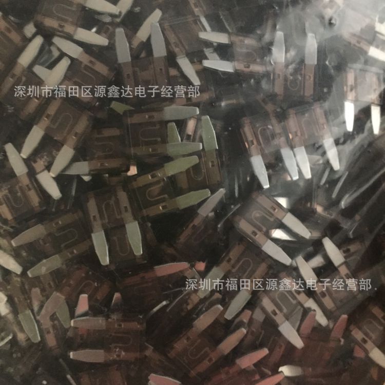 小插片7.5