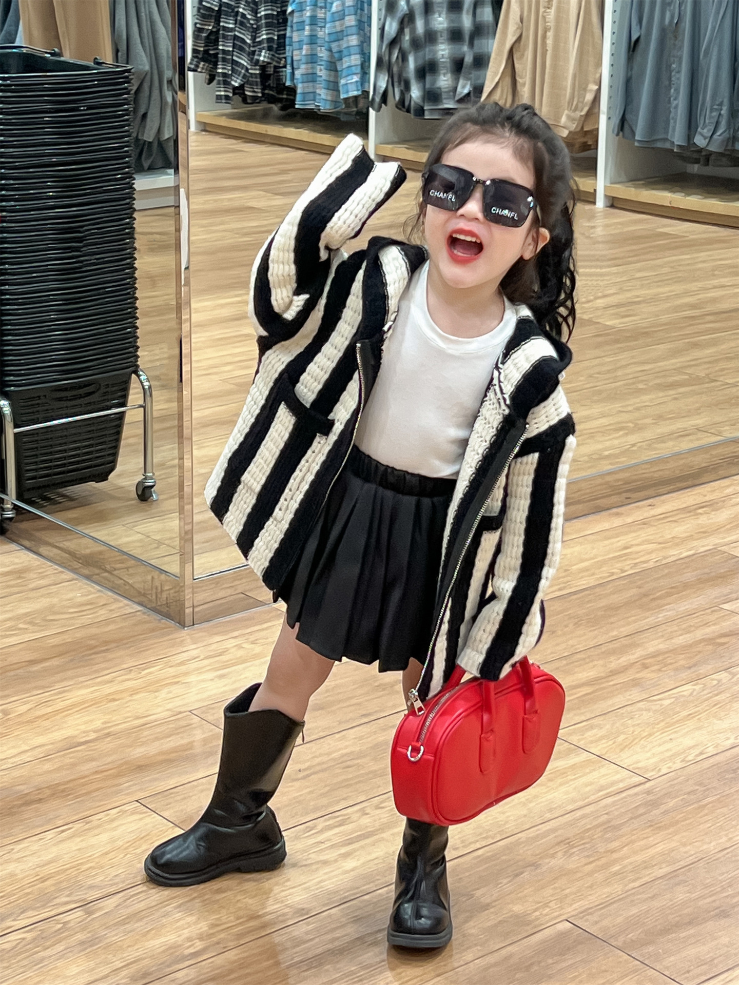 O1CN010tZVDj1xmBM3emCCu_!!2436