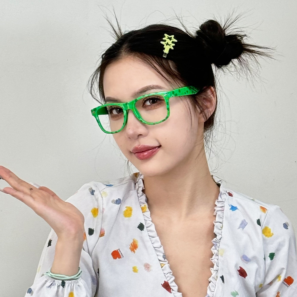 米钉三叶草框子眼镜