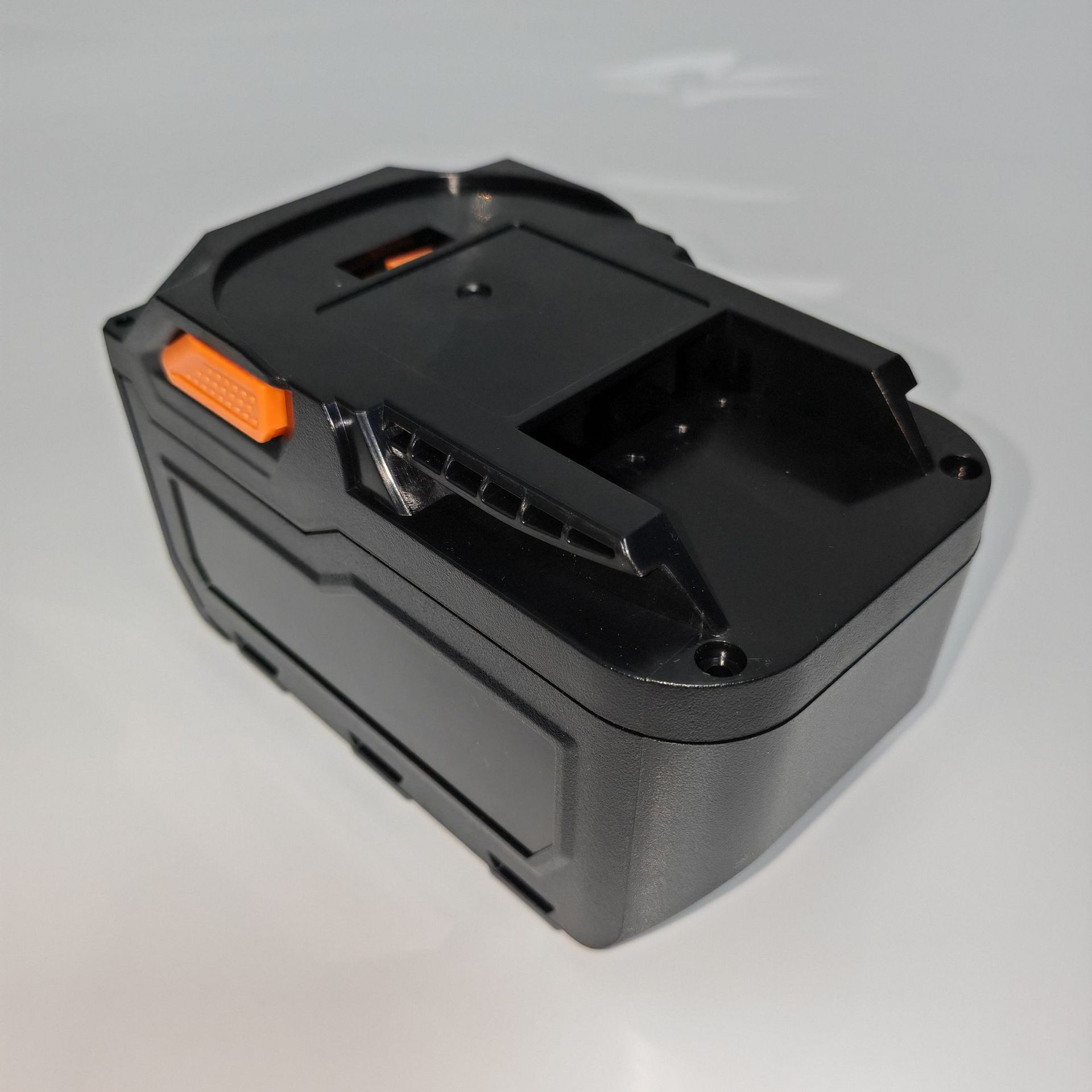 AEG-L1890R-15-186AL (26).jpg