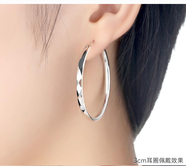 75be9c3a-c68b-4a99-8b15-2b114cc47eef.jpg