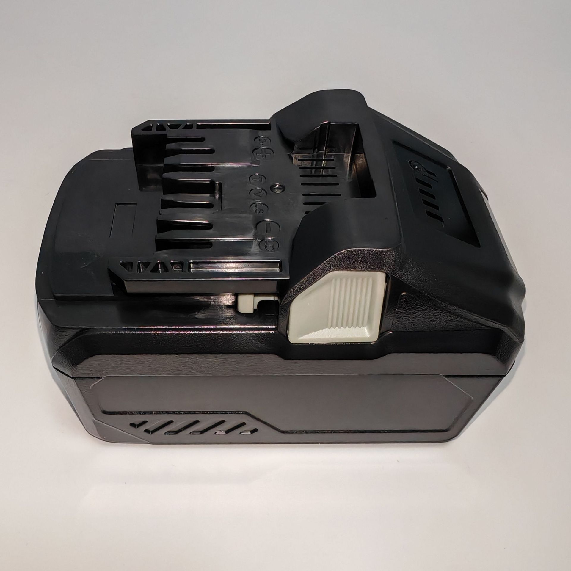 BSL1836-36V-10-217 (18).jpg