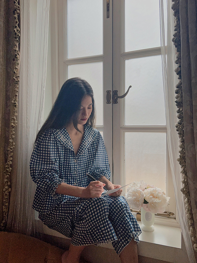 CA7560A2-5BC1-4B94-9C02-CC5869