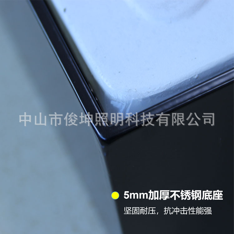 智慧斑马线发光地砖灯交通安全警示灯车辆行人辅助黄闪