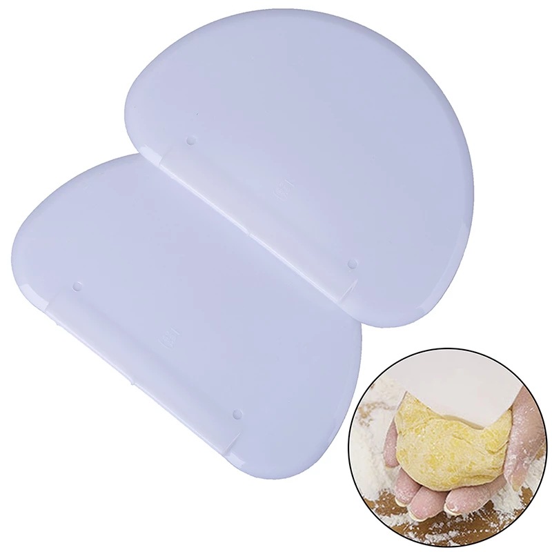 15-10cm-Round-Plastic-Dough-Pi