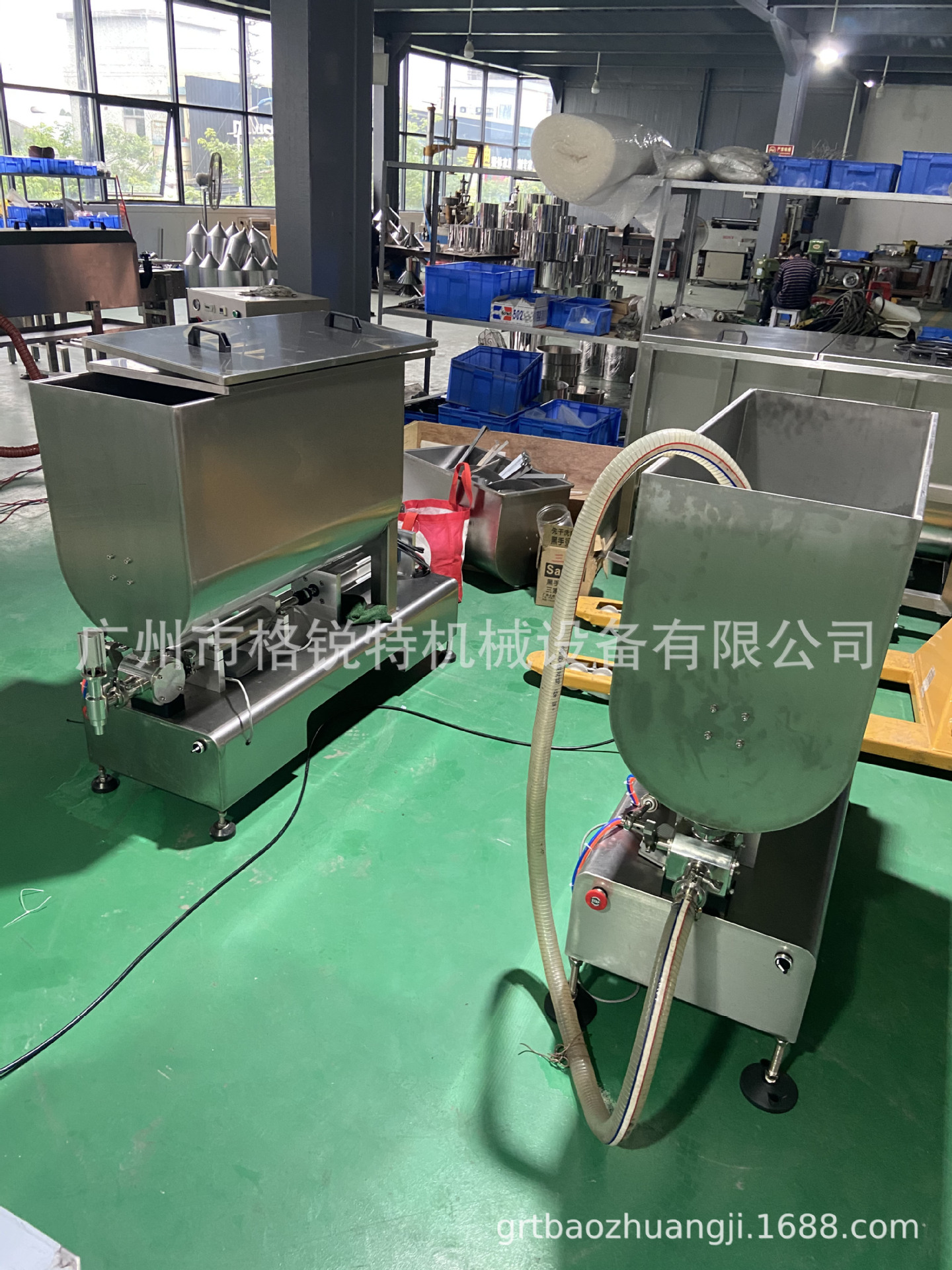 半自动卧式灌装机B1