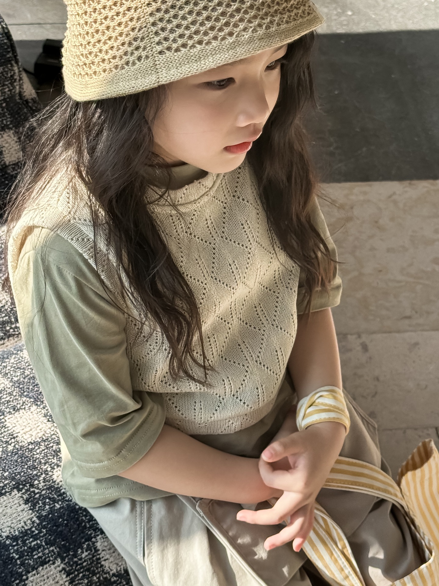 AEEA9740-631D-4C9C-83C9-773981