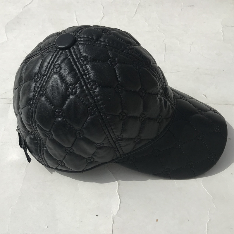 24316F199912D353BB5C1100A3B8E6