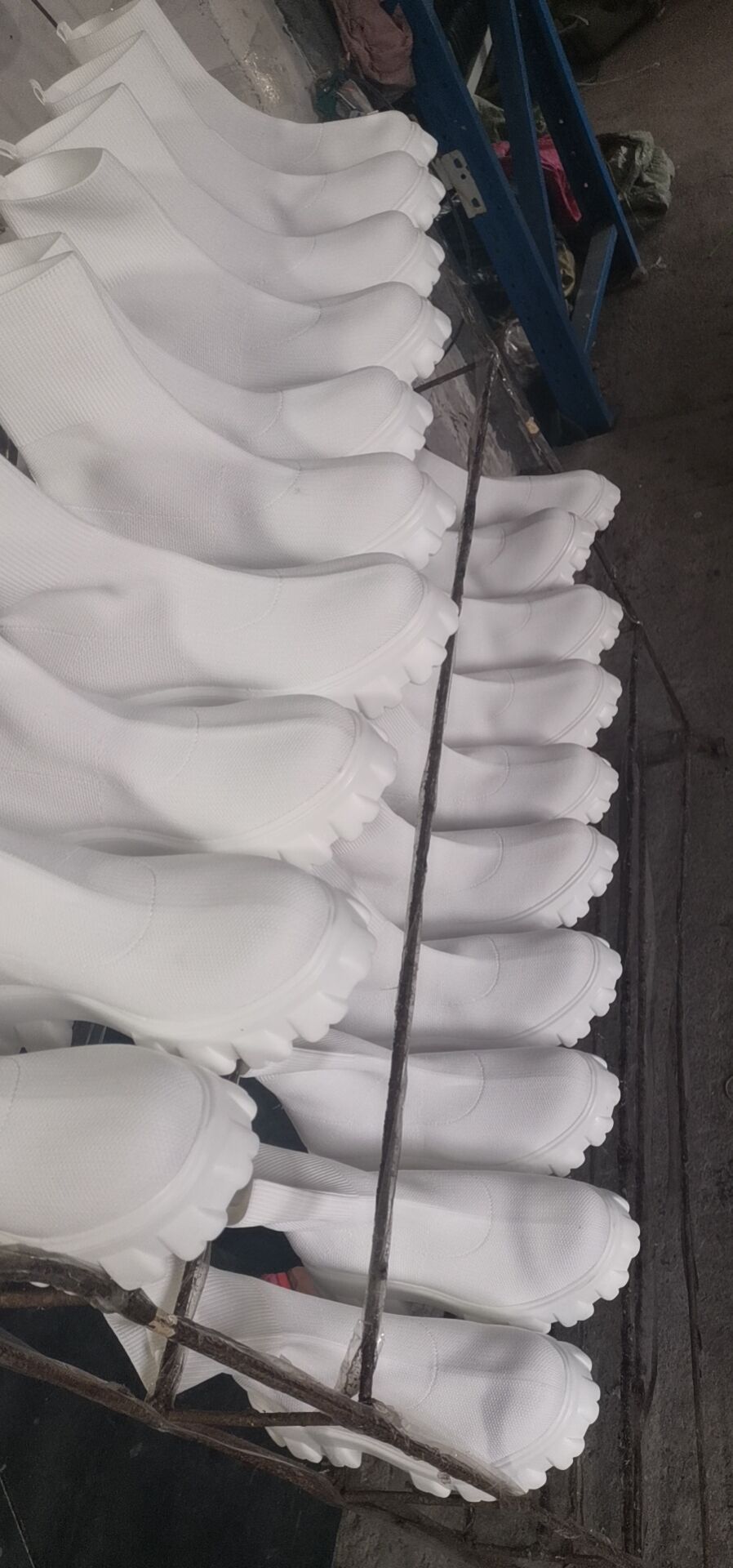 2021071609574312663801w898h192