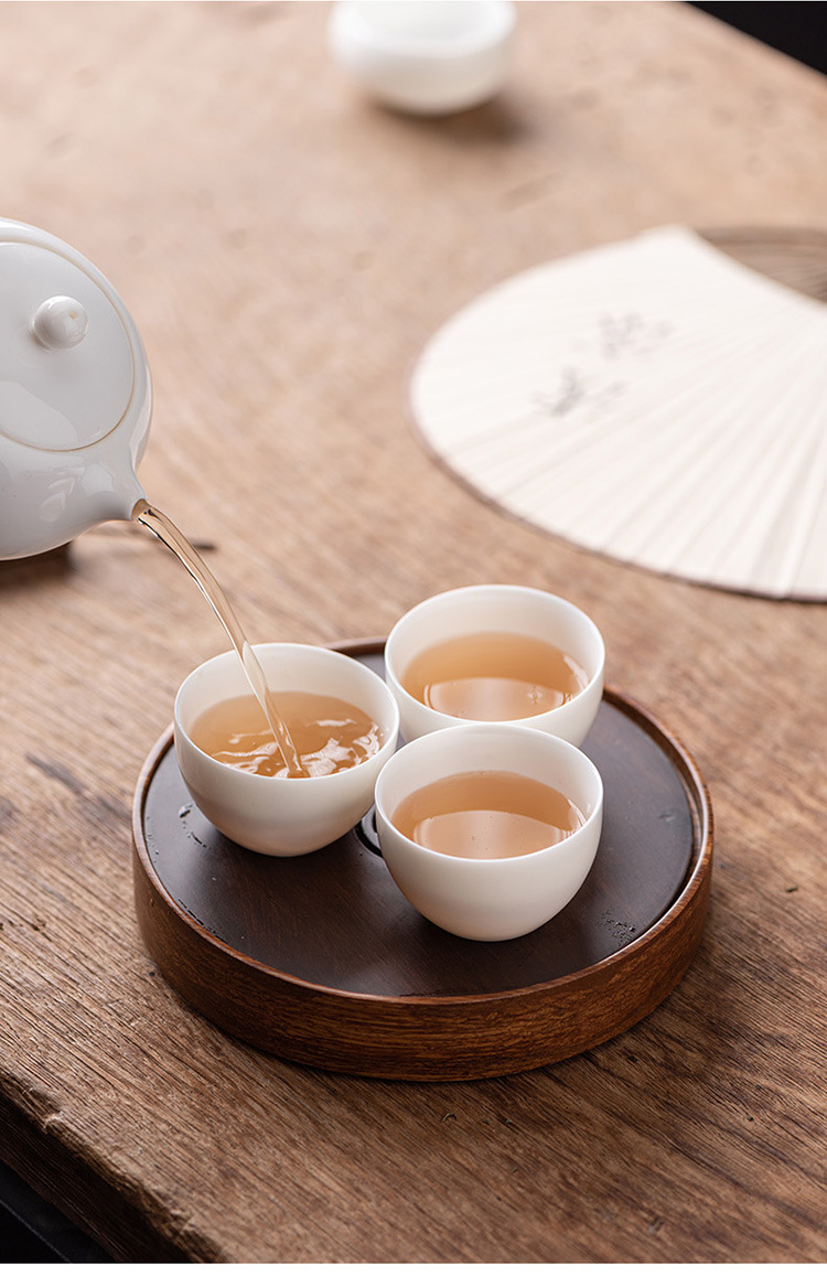 白瓷品茗杯_13.jpg