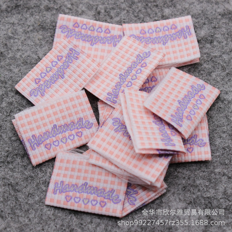 粉色格子对折-1.jpg