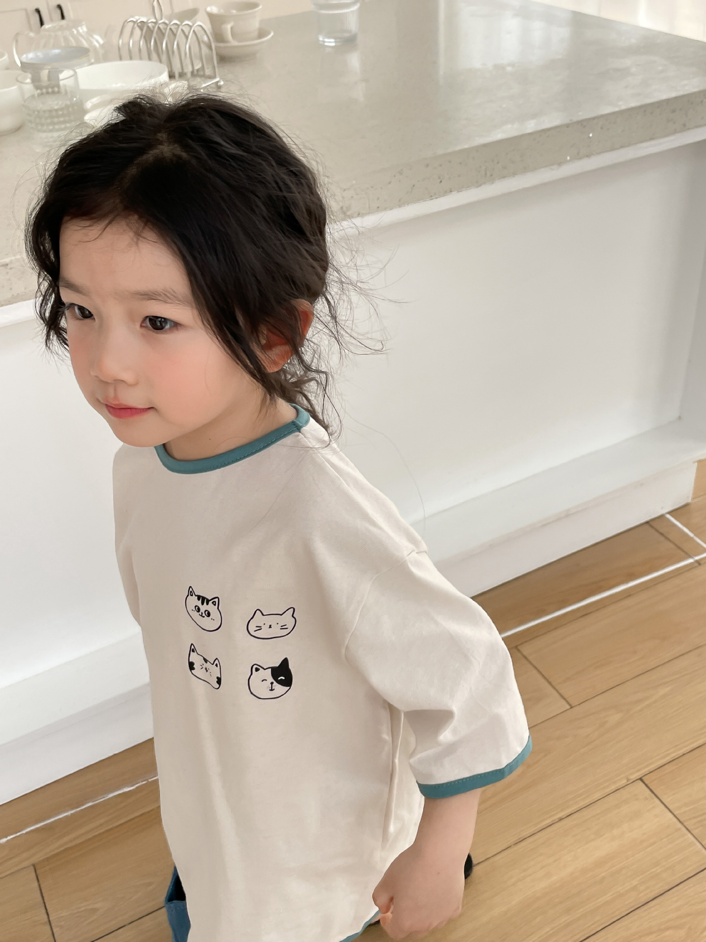 6B08AA71-7558-4C72-872A-5E25E5