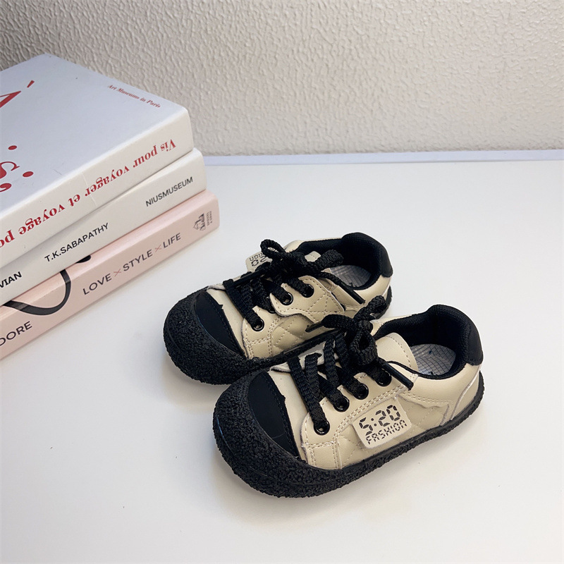 CBF27034191A5C767244FA2CAF994A