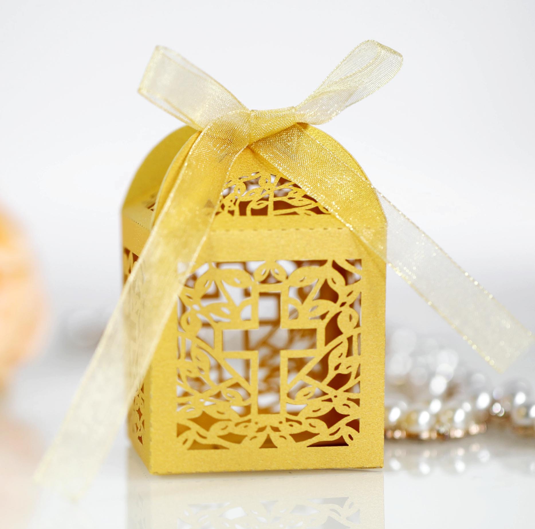 18160015080_1878402850