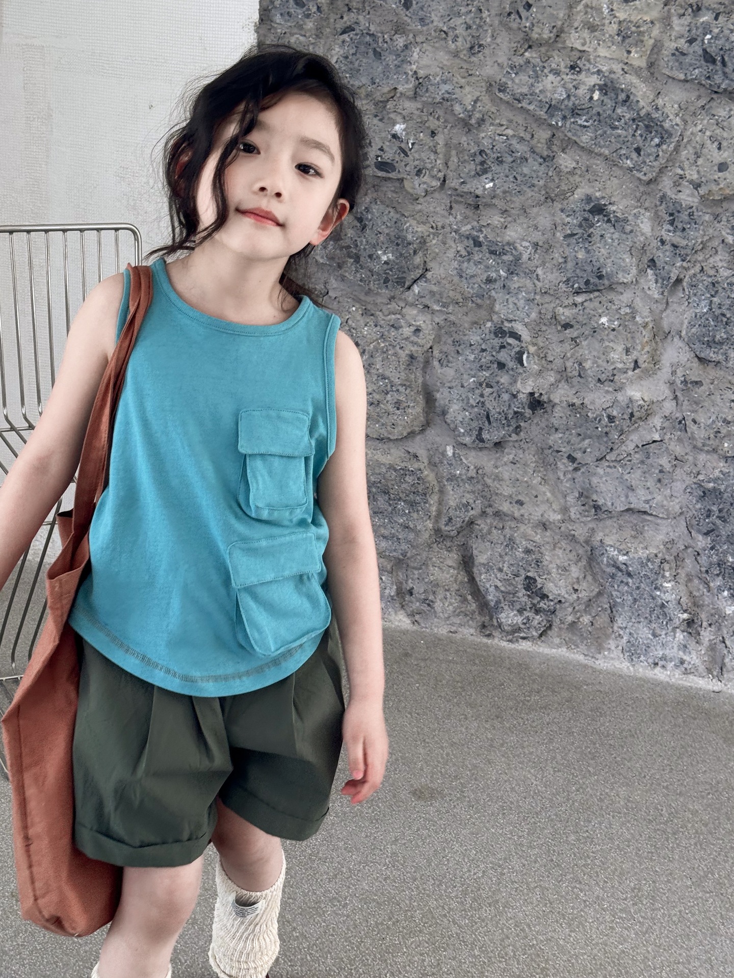 F109F9A8-A692-46DB-959F-2D6381