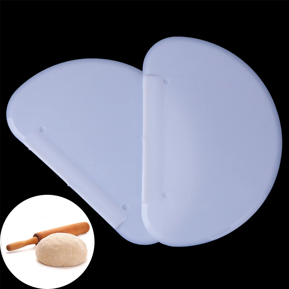 15-10cm-Round-Plastic-Dough-Pi