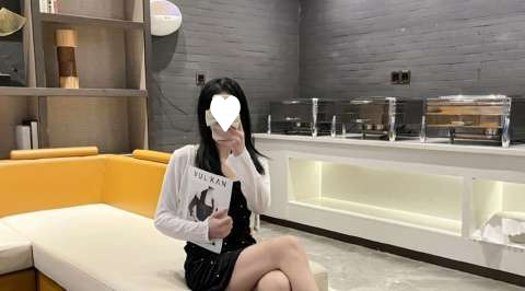 d4b6dcd7-dc95-4ad2-9b8c-3d7649e3358a.jpe