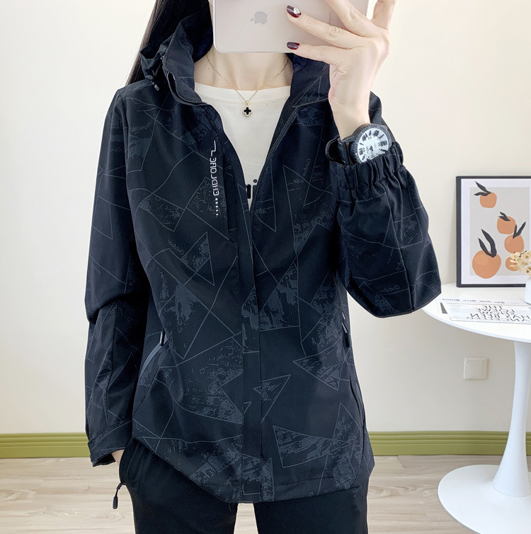 8f364e4b-0705-4819-ad85-ec9948f9ede2.jpe