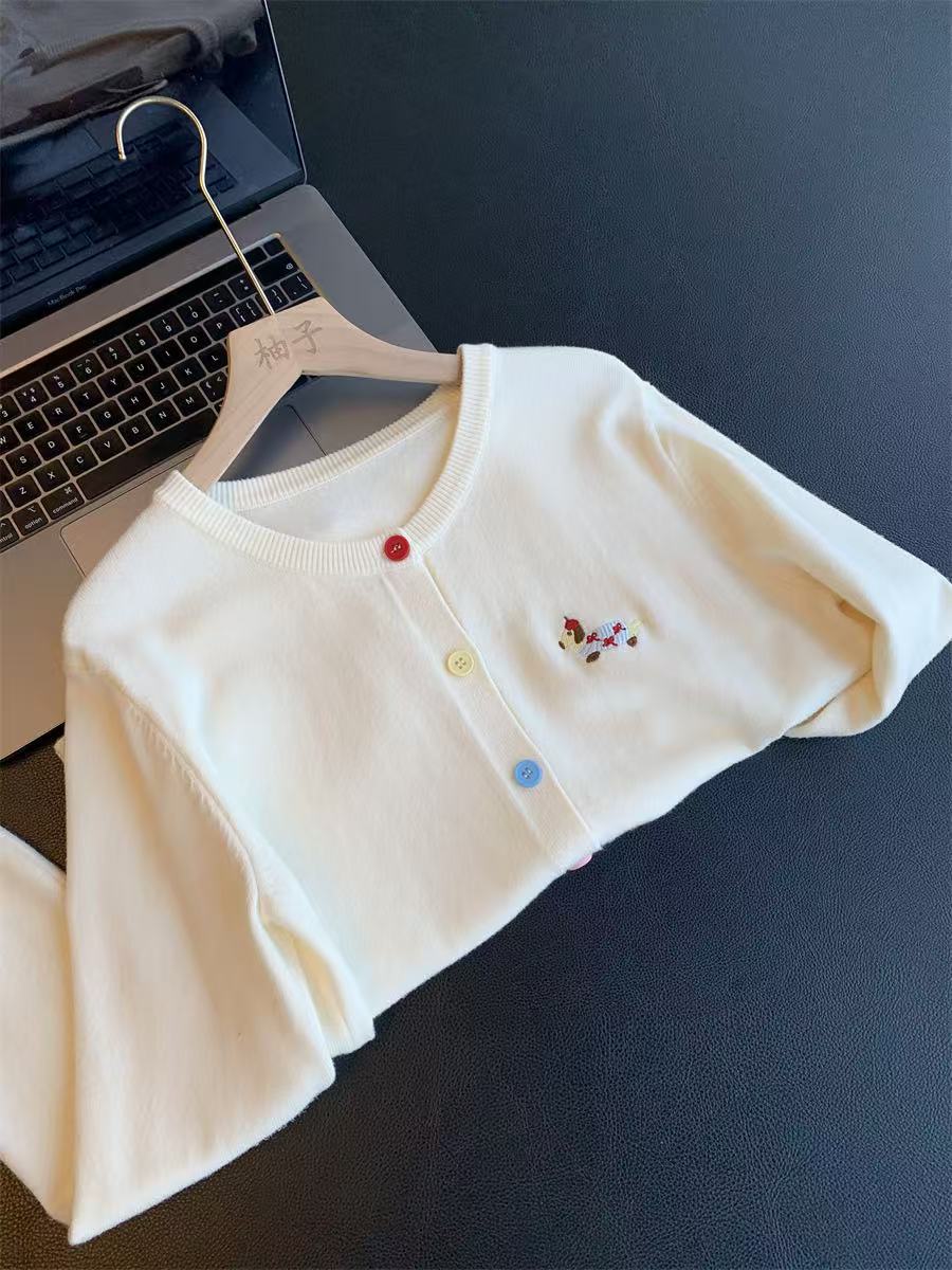 561631740551348_.pic