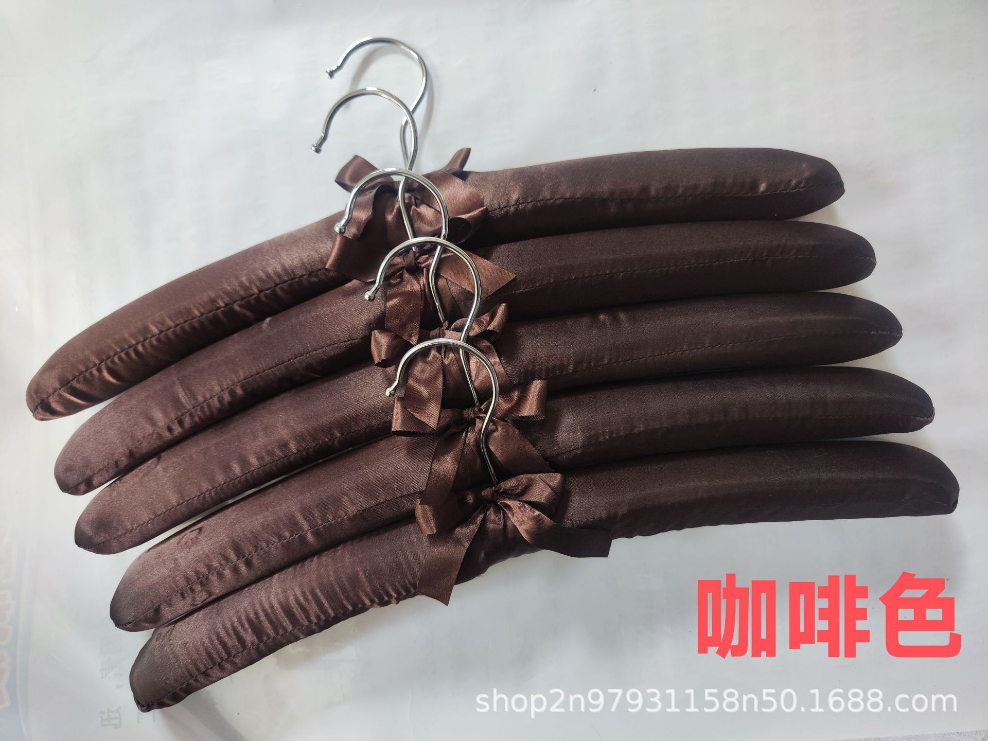 绸布色丁布多色