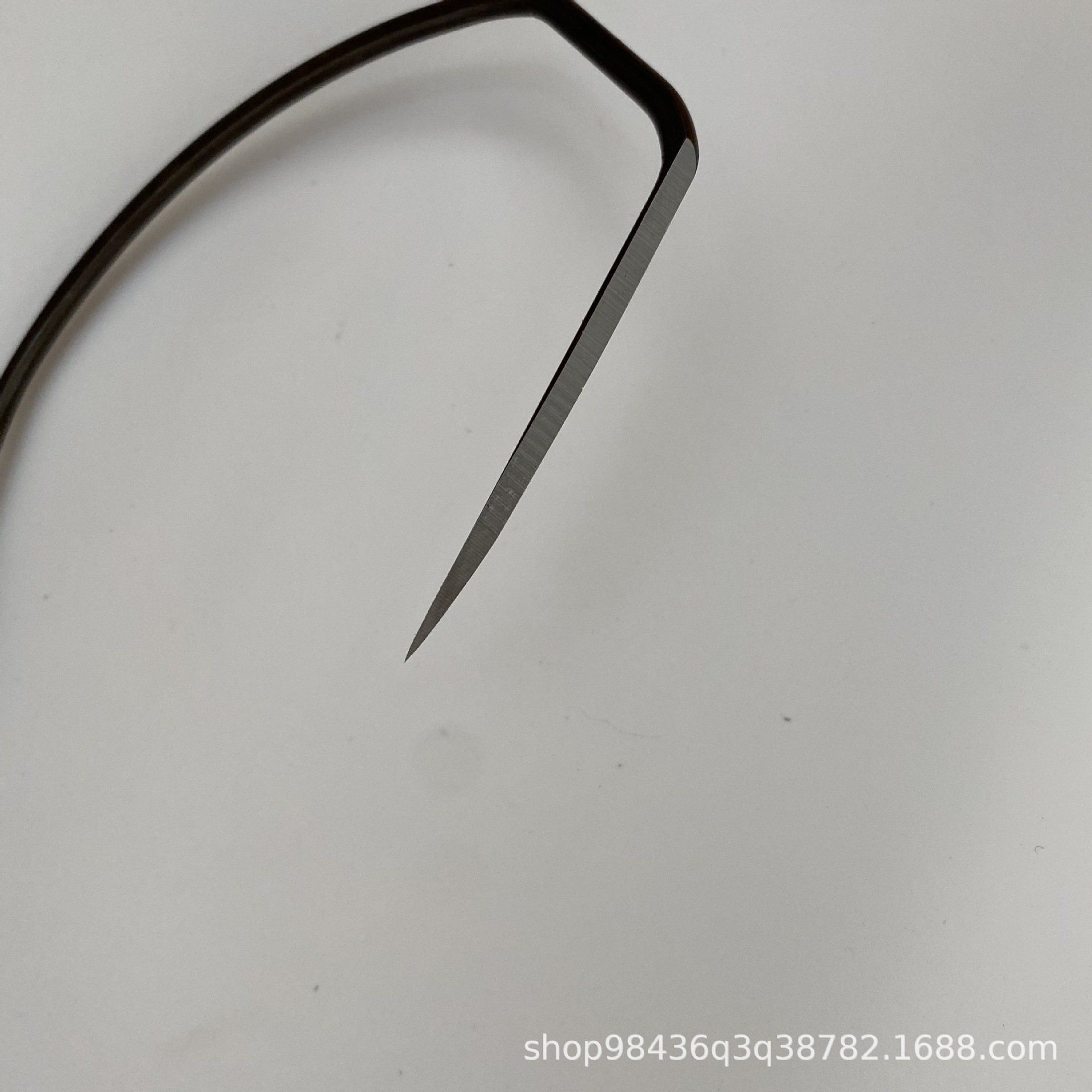 B9894366-C6AA-47B5-A87E-90A5CF