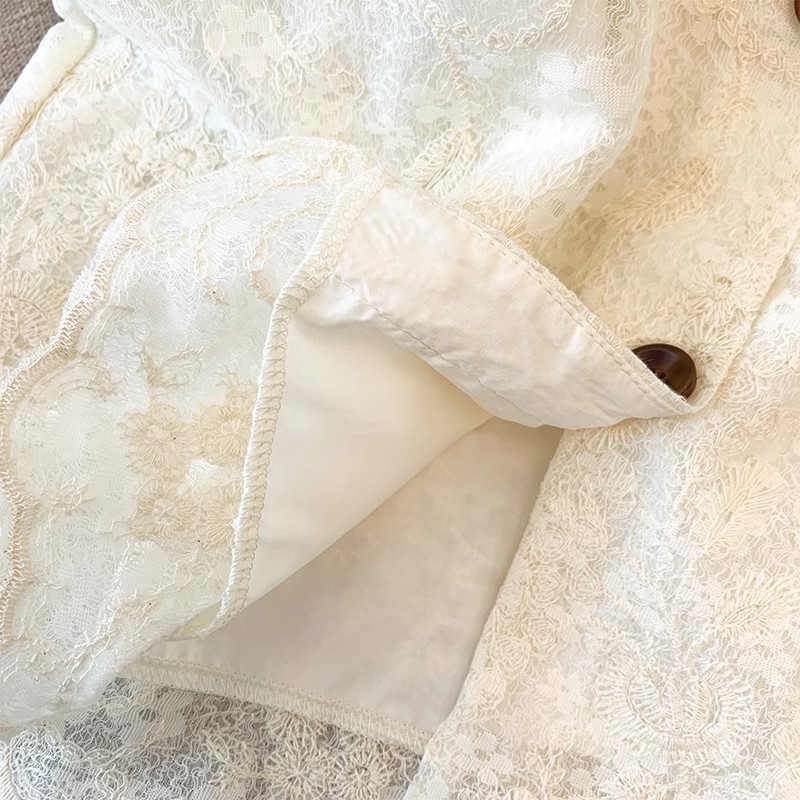 f76fe2f1-5cdc-41e1-8b17-ea55f4131670.jpe