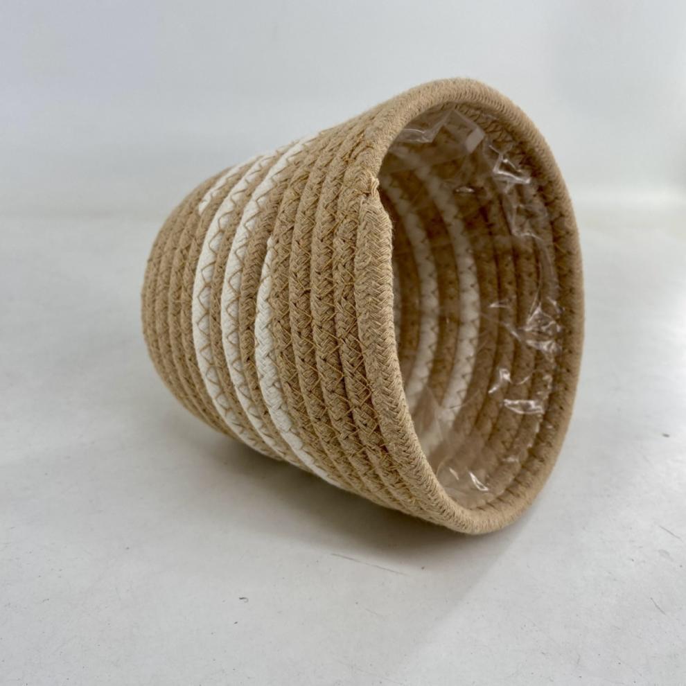 e9fe01cf-920b-441c-80ce-b2ac83226841.jpe