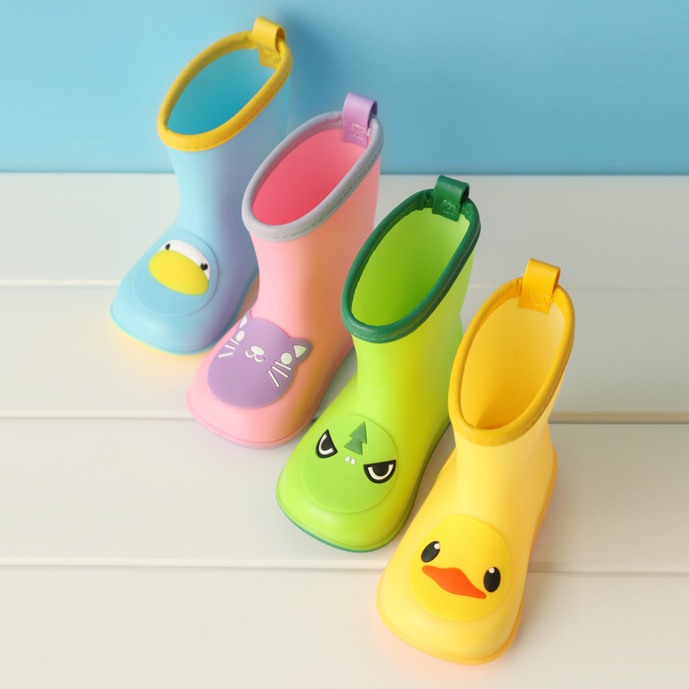 kids rainboot1